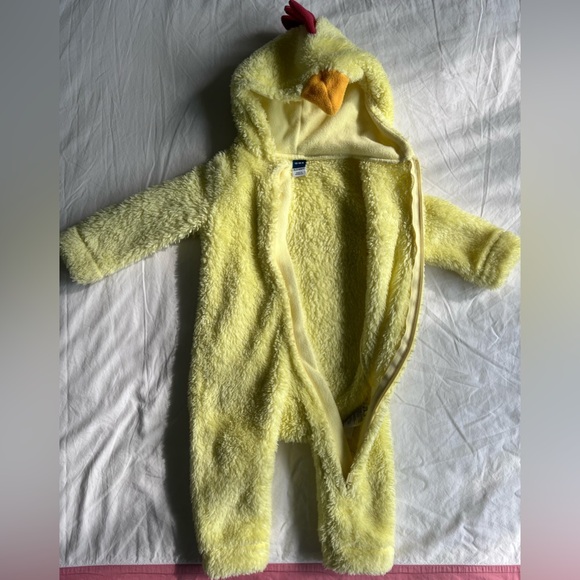 Old navy fleece chicken suit 12-18 months EUC - Picture 3 of 5
